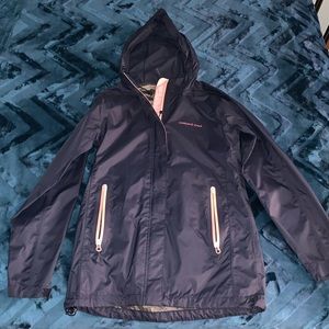 VINEYARD VINES RAIN JACKET!!!